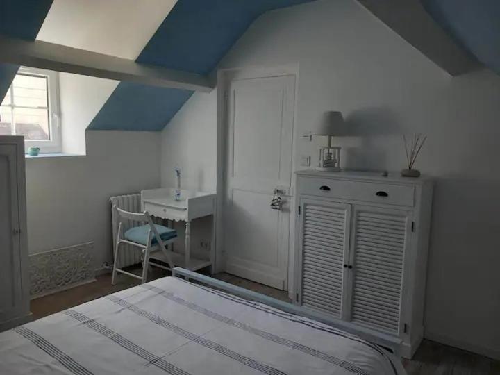 Chambre Bleue Avec Acces Plage Бурж Екстер'єр фото